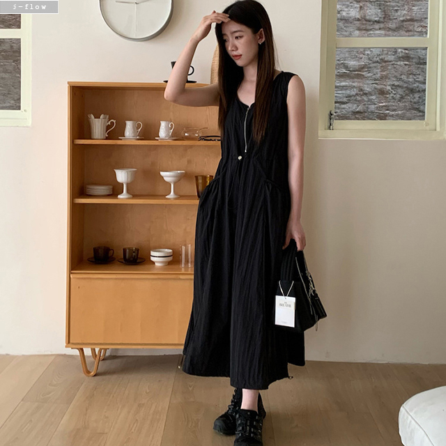 웨지 지퍼 U넥 스트링 바스락 민소매 롱 원피스 3col 여름 맥시 포켓 나시 제이플로우 이미지 7