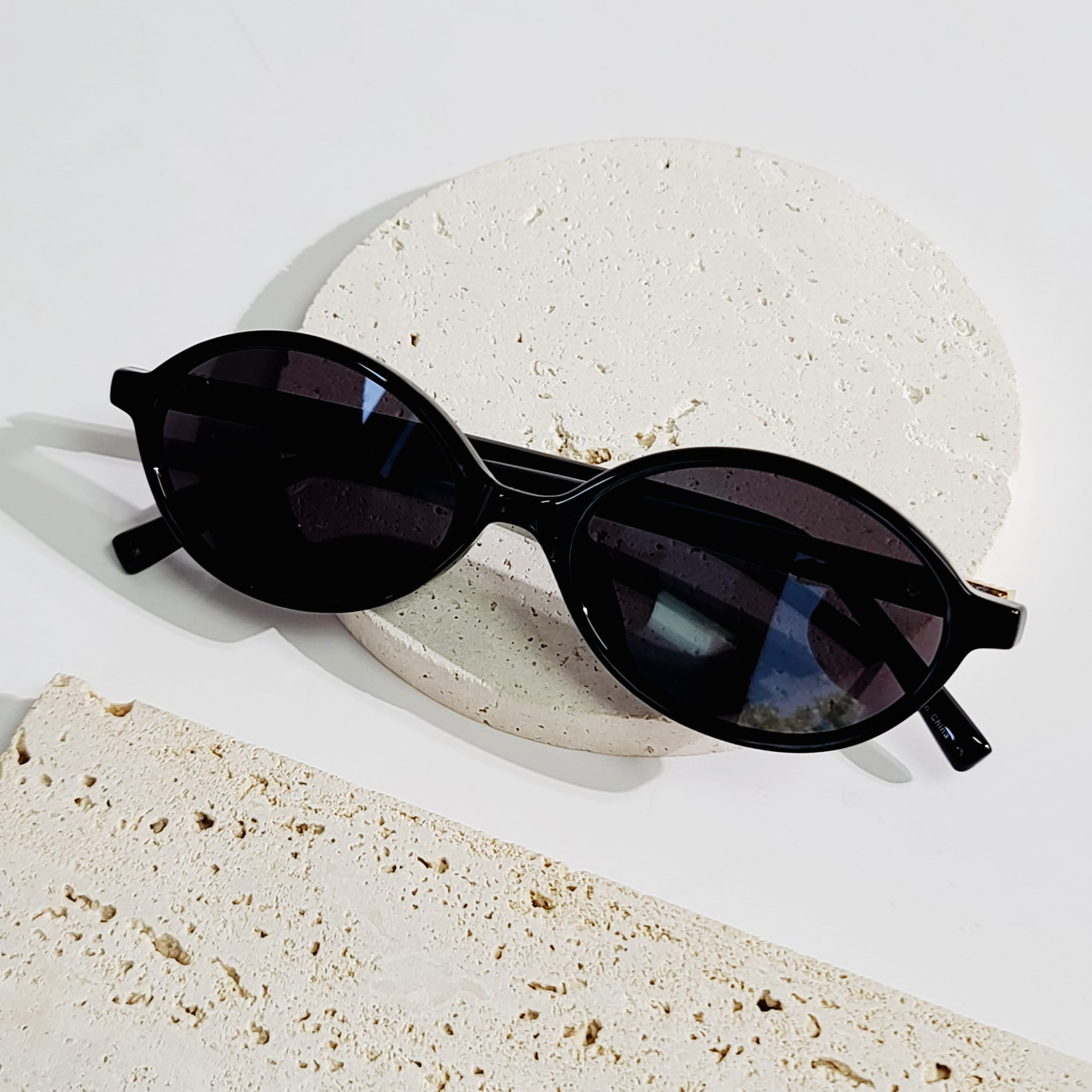 레트로 타원형 힙한 뿔테 긱시크 너드 오벌형 선글라스