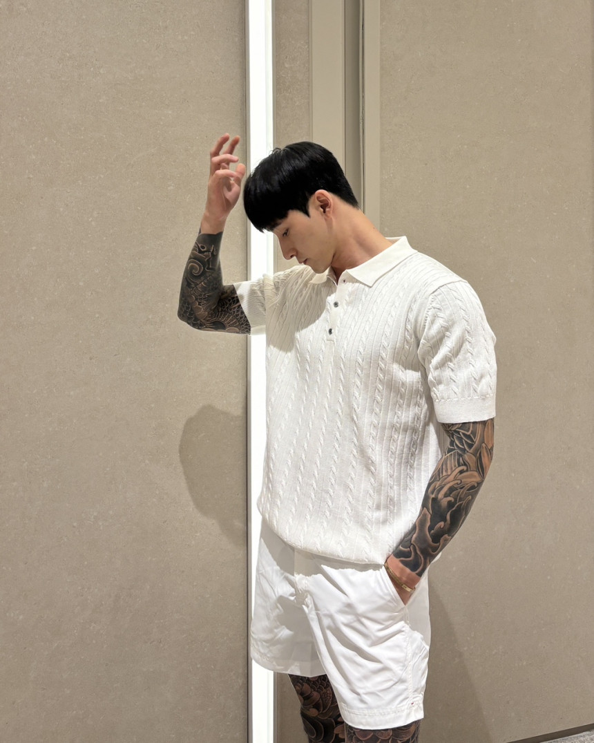 B755760F-1EB2-46A4-BABB-F8AA4FAE4B9F