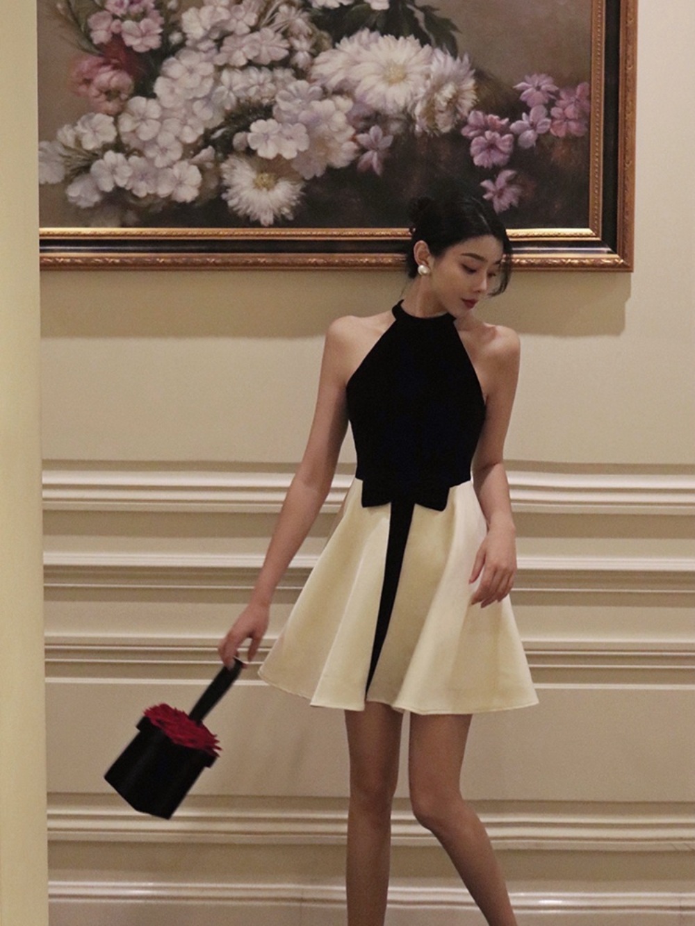 7인의 부활 이유비 한모네 원피스 휴양지룩 럭셔리 - 상세 이미지 3