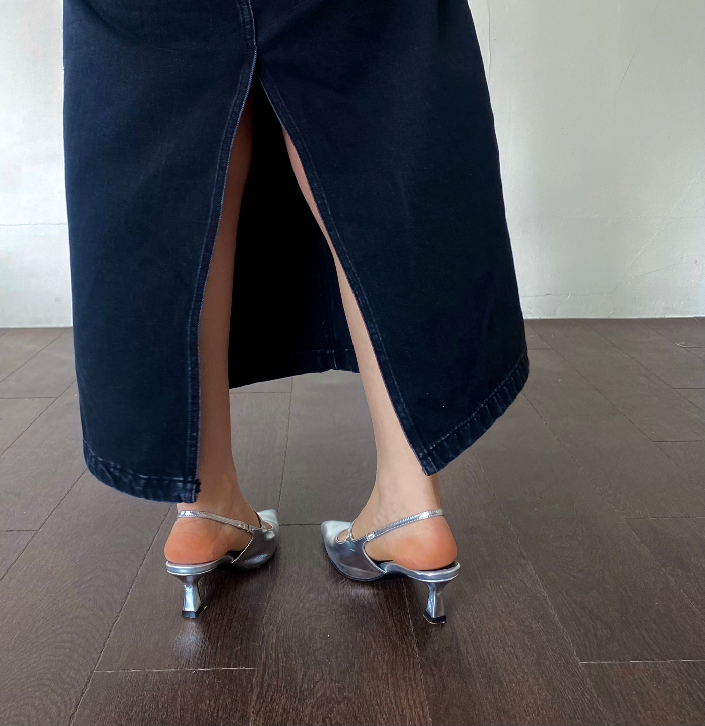 스트랩조절 5cm 🤍👠3col 스틸레토 슬링백 실버 에나멜 유광 블랙  발편한 5cm 베이지 유니크 힙한 뾰족 힐 구두 상세 이미지 24