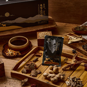 더까망염소 30포+체험팩1 냄새없이 더진한 홍삼 플러스 흑염소진액 흙염소... 맛있게 먹은 솔직 후기 - 상품 이미지 3