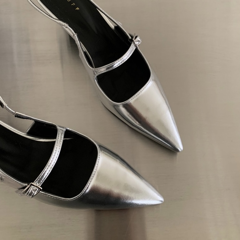 스트랩조절 5cm 🤍👠3col 스틸레토 슬링백 실버 에나멜 유광 블랙  발편한 5cm 베이지 유니크 힙한 뾰족 힐 구두 상세 이미지 63