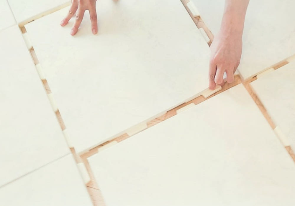 매트 시공 비교 분석