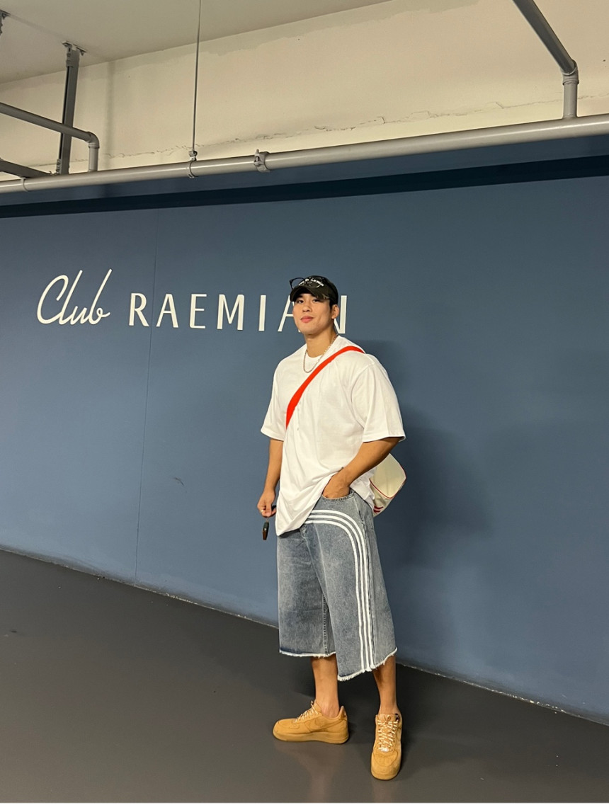 26690C3C-5624-4B41-B847-8A061D2E1E0B