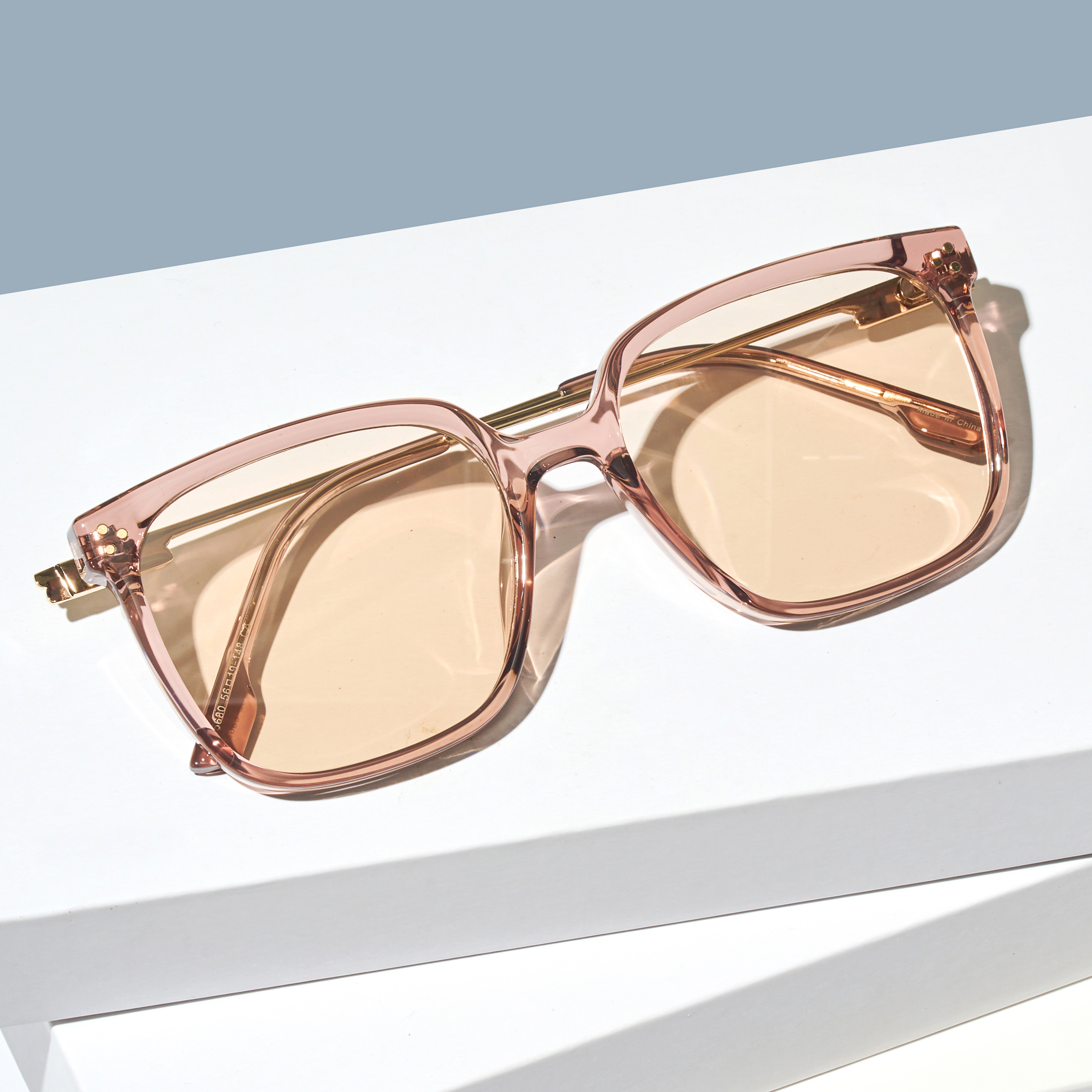 UV 자외선차단 가벼운 데일리 커플 뿔테 틴트 선글라스