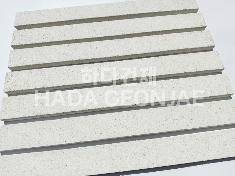 모노타일 롱와이드 500x50x17T 모던퓨어화이트 / 하다건재