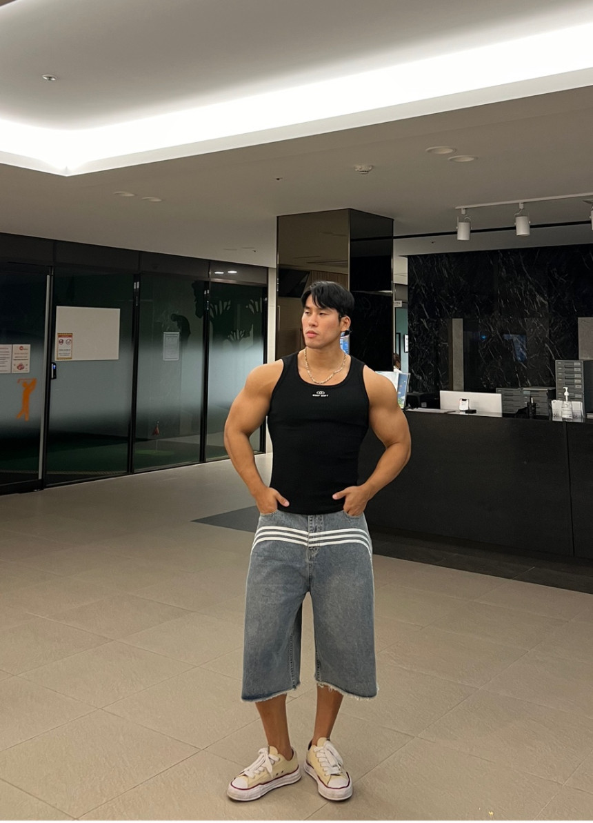 0DA9B59D-ED18-4F02-BBE8-9AA2CE61B778