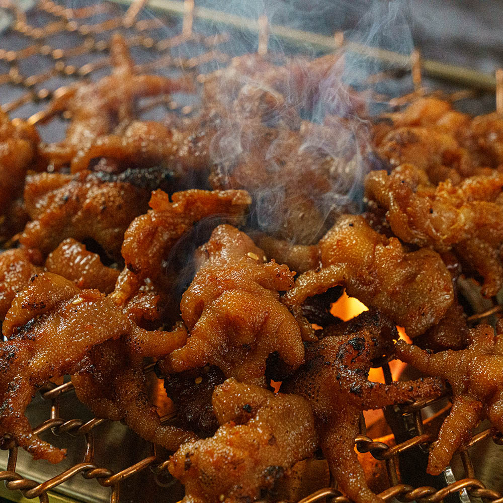 매운닭발 무뼈 불닭발 300g x10팩 숯불 캠핑음식 안주 혼술 야식 - 상세 이미지 4
