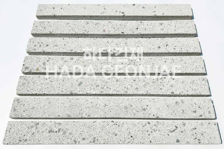 모노타일 롱와이드 500x50x18T 크림화이트 / 하다건재