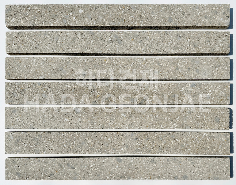 모노타일 롱와이드 500x50x18T 연브라운 / 하다건재 시공사례