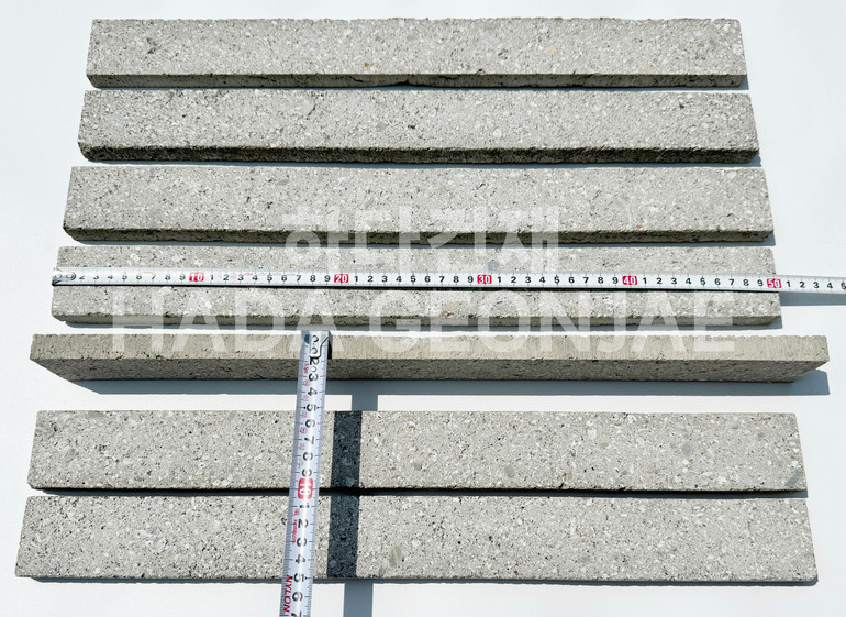 모노타일 롱와이드 500x50x17T 연모던그레이 규격 / 하다건재