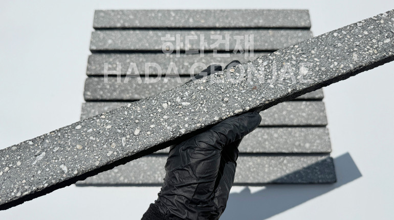 모노타일 롱와이드 500x50x17T 모던블랙 / 하다건재