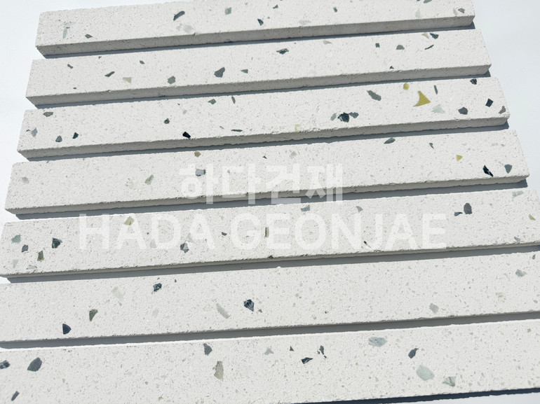 모노타일 롱와이드 500x50x17T 모던비취화이트 / 하다건재