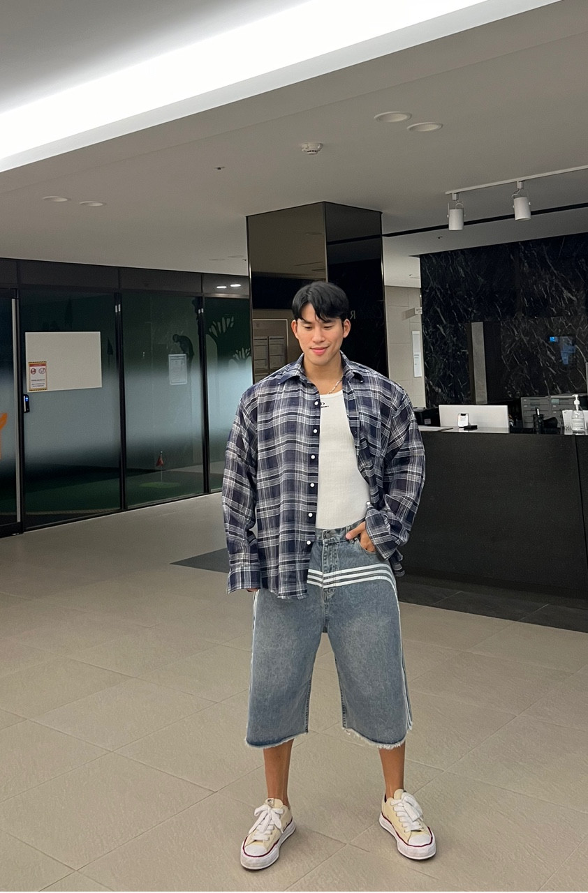 E72F22E5-2B65-45B5-A189-FEB5498DE321