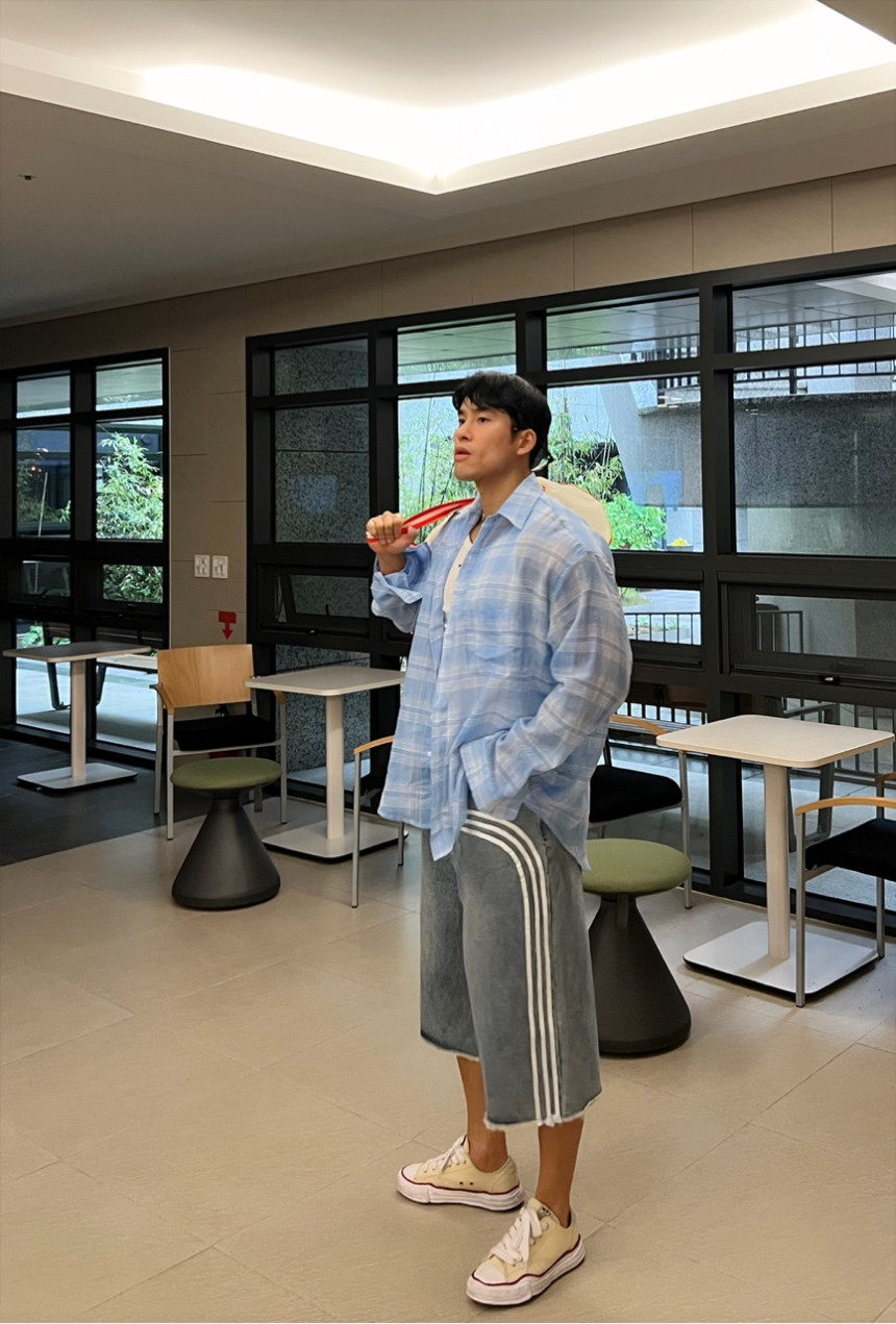 EB1D9971-3054-4072-80A6-4B025A57D20F