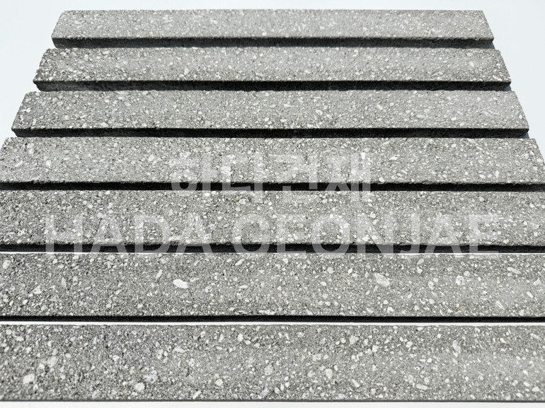 모노타일 롱와이드 500x50x17T 진모던그레이 / 하다건재