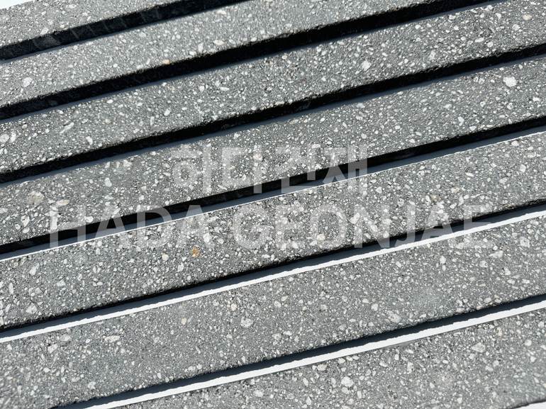 모노타일 롱와이드 500x50x17T 모던블랙 / 하다건재