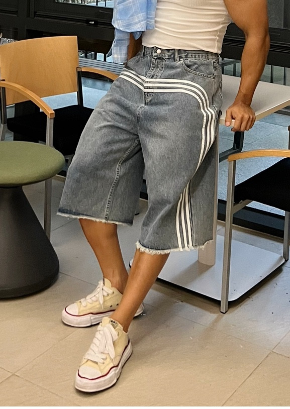 17B69147-5538-45C1-9E35-128B4A1024C5