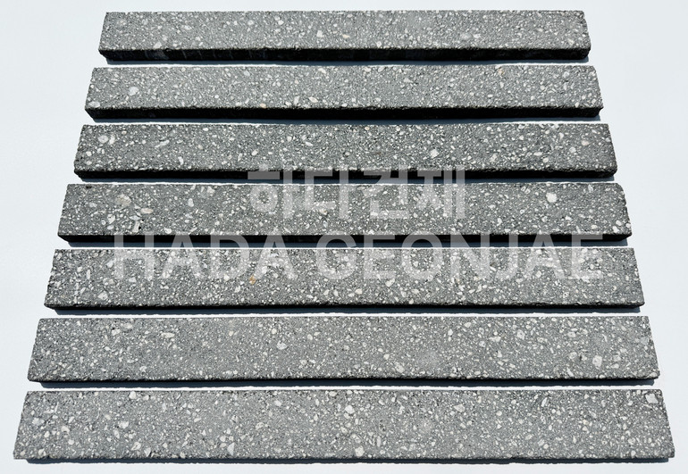 모노타일 롱와이드 500x50x17T 모던블랙 / 하다건재