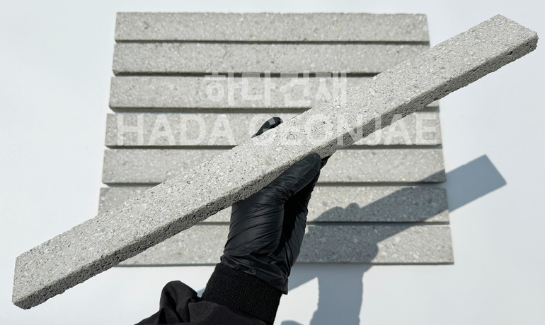 모노타일 롱와이드 500x50x17T 연모던그레이 / 하다건재