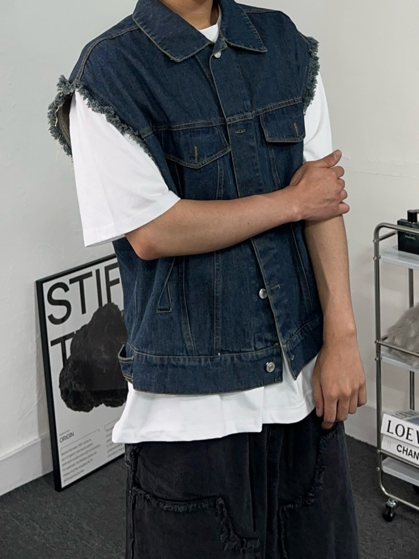 3FF21A13-3359-4840-916F-69AE5B2EDEAA