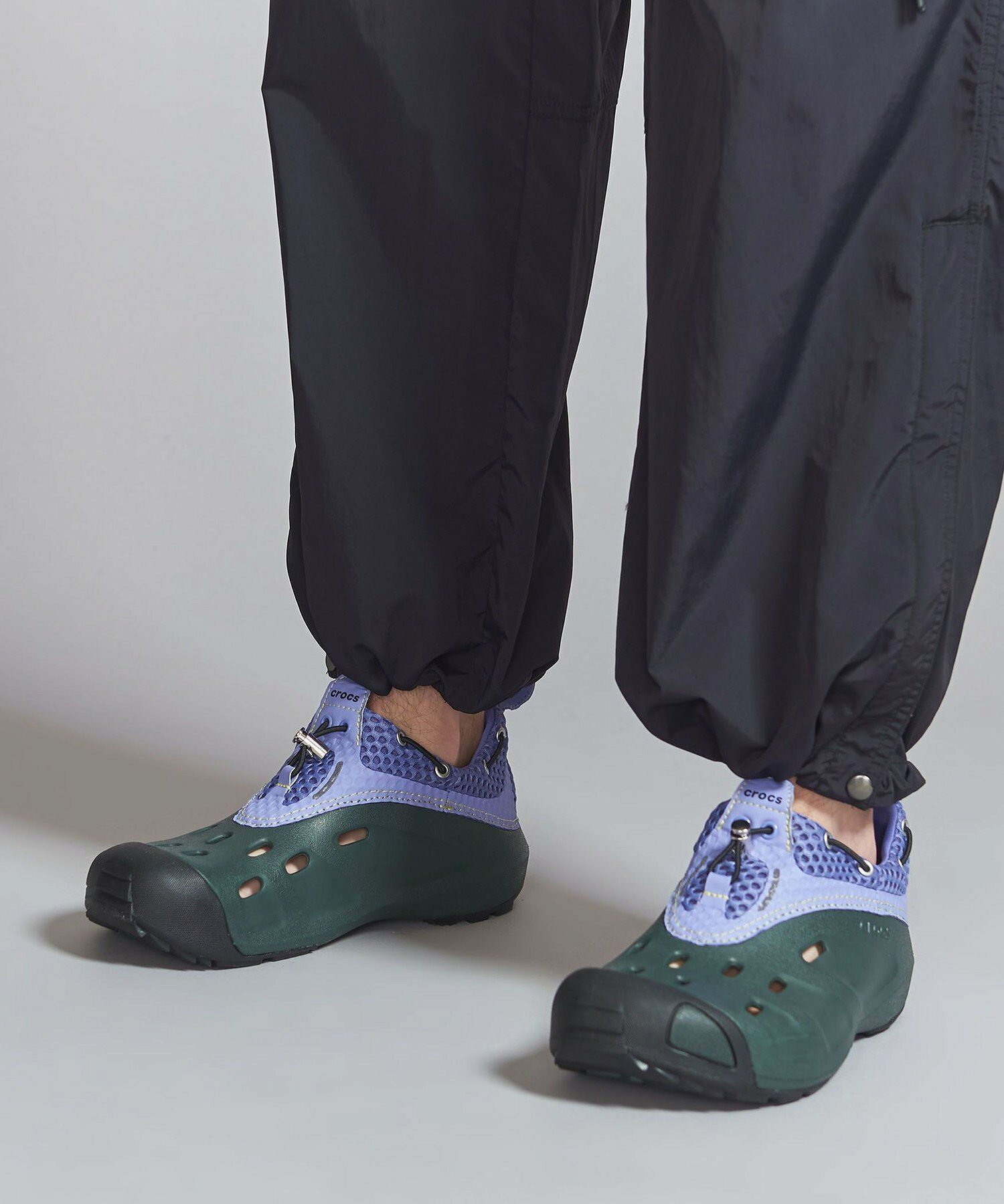 크록스 X MARMOT CAPITAL 마못 캐피탈 Quick Trail Low 남성 샌들 - 상세 이미지 2