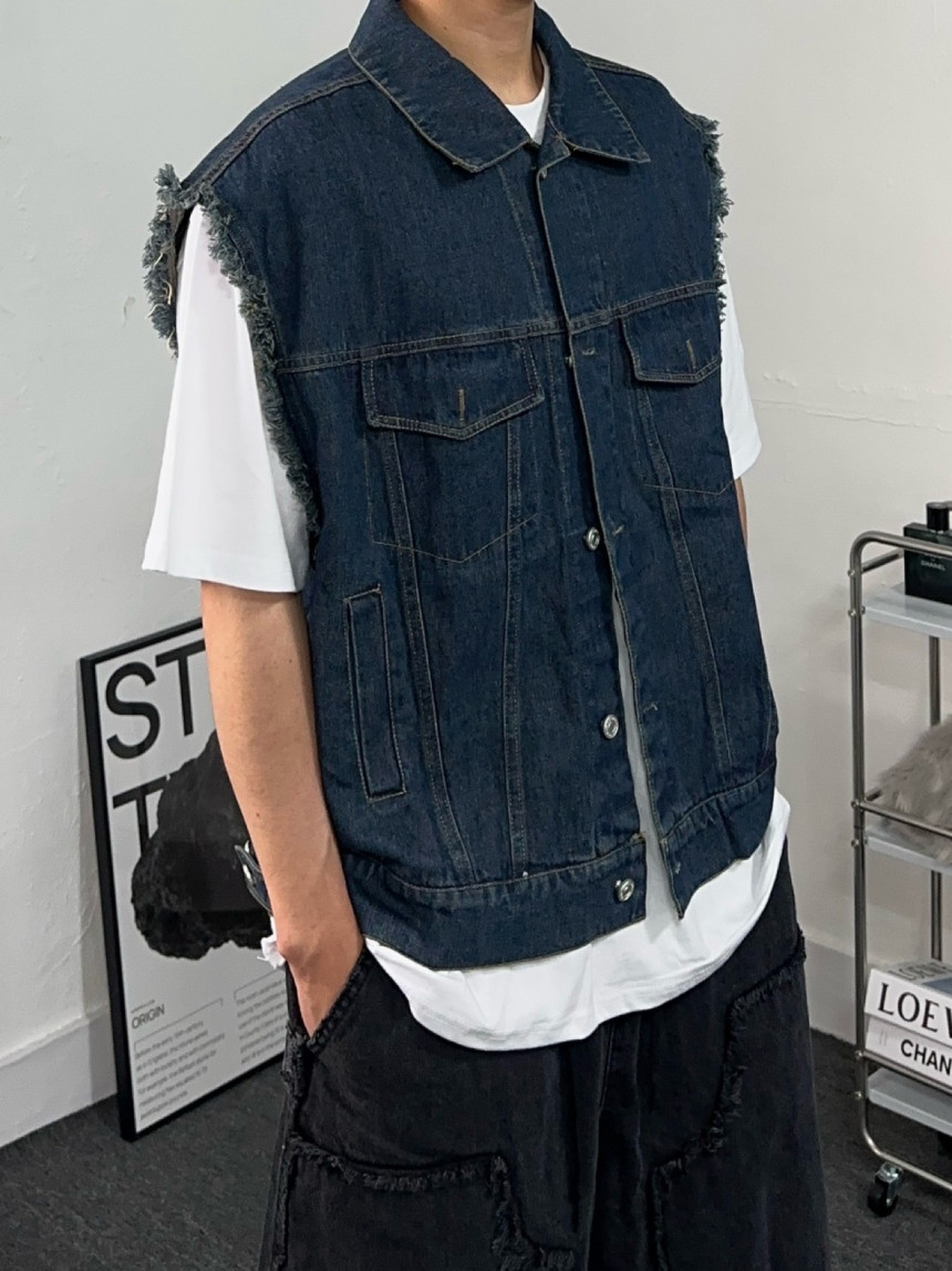 1B40E81E-43DC-4291-A709-10ABF5627400