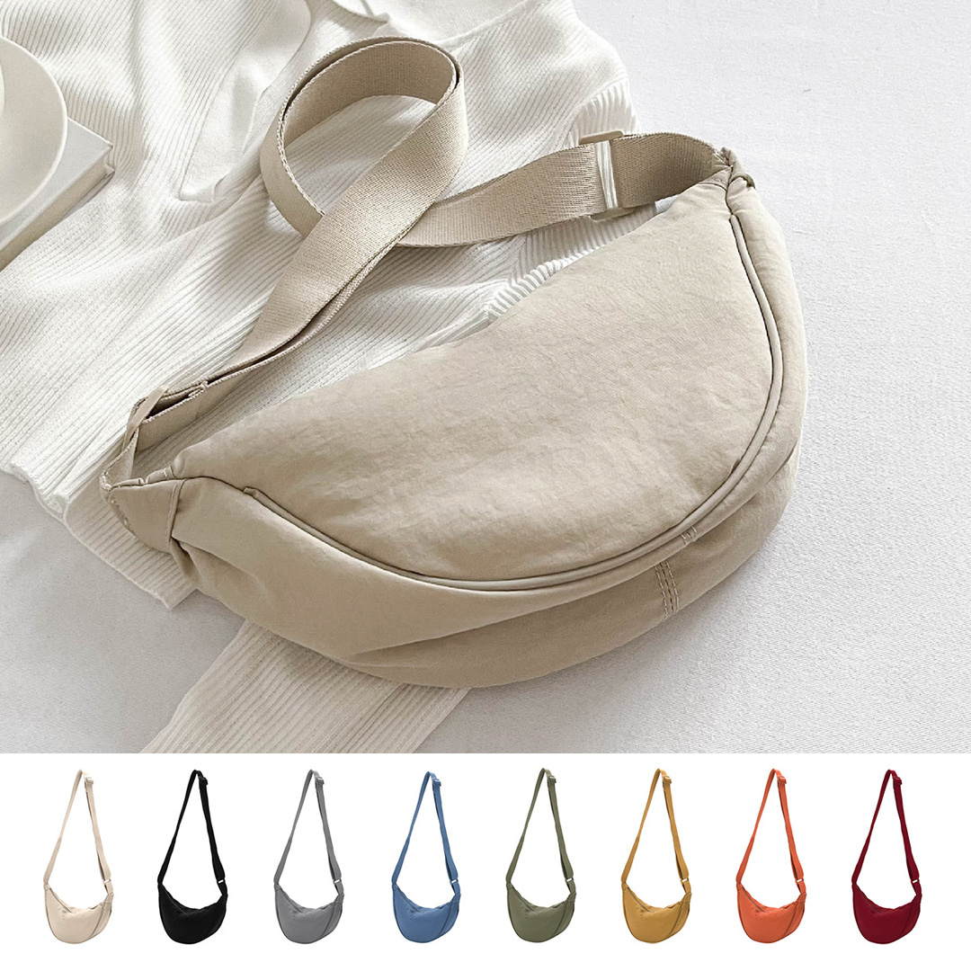 여성 반달 크로스백 여행용 슬링백 가벼운 데일리 미니 가방 크로와상백