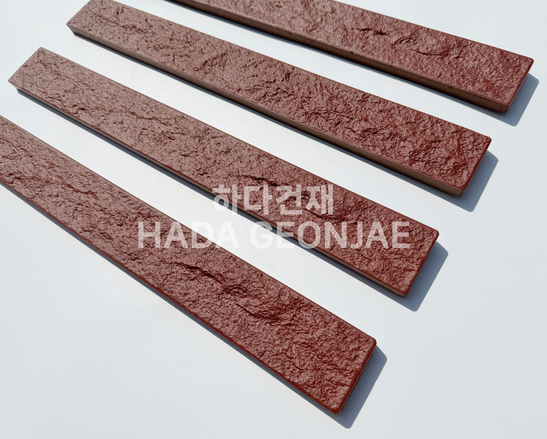 혹두기롱타일 440x50x13T 레드(적밤색) / 하다건재 세라믹타일
