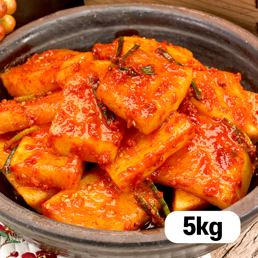 참가득 아삭한 경상도식 석박지 비지미 5kg 맛있는 통무 섞박지 깍두기 무 김장 김치주문 - 메인 이미지