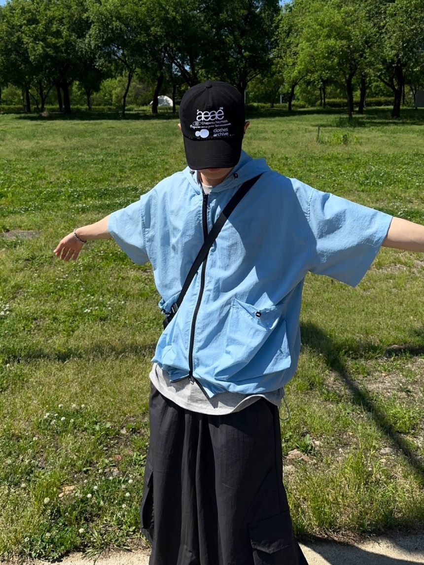 C2A38BC4-4CB9-48BB-8E94-A851CDBE232C