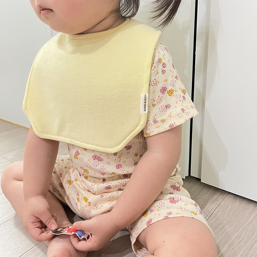 [바니블라썸] 캔디메쉬 에어매쉬 여름 턱받이 아기 빕 이유식턱받이 침받이 크림