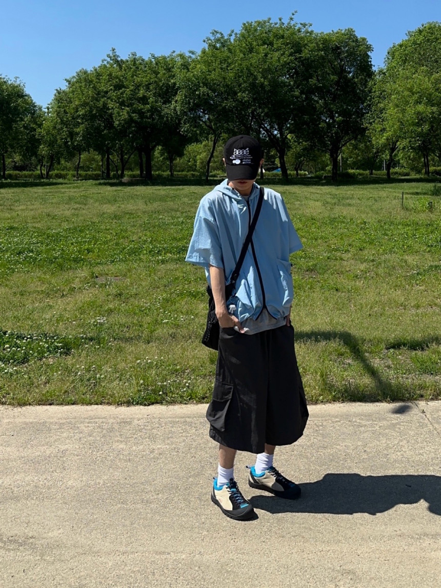 18DD8DE0-9321-4F1B-8111-50FA51E676AB