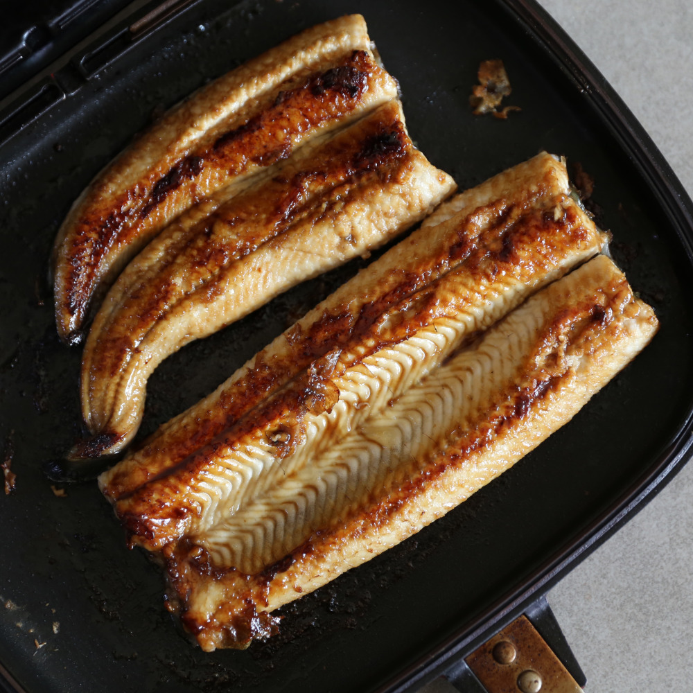 국내산 민물 장어 풍천 구이 손질 후 700g, 1개