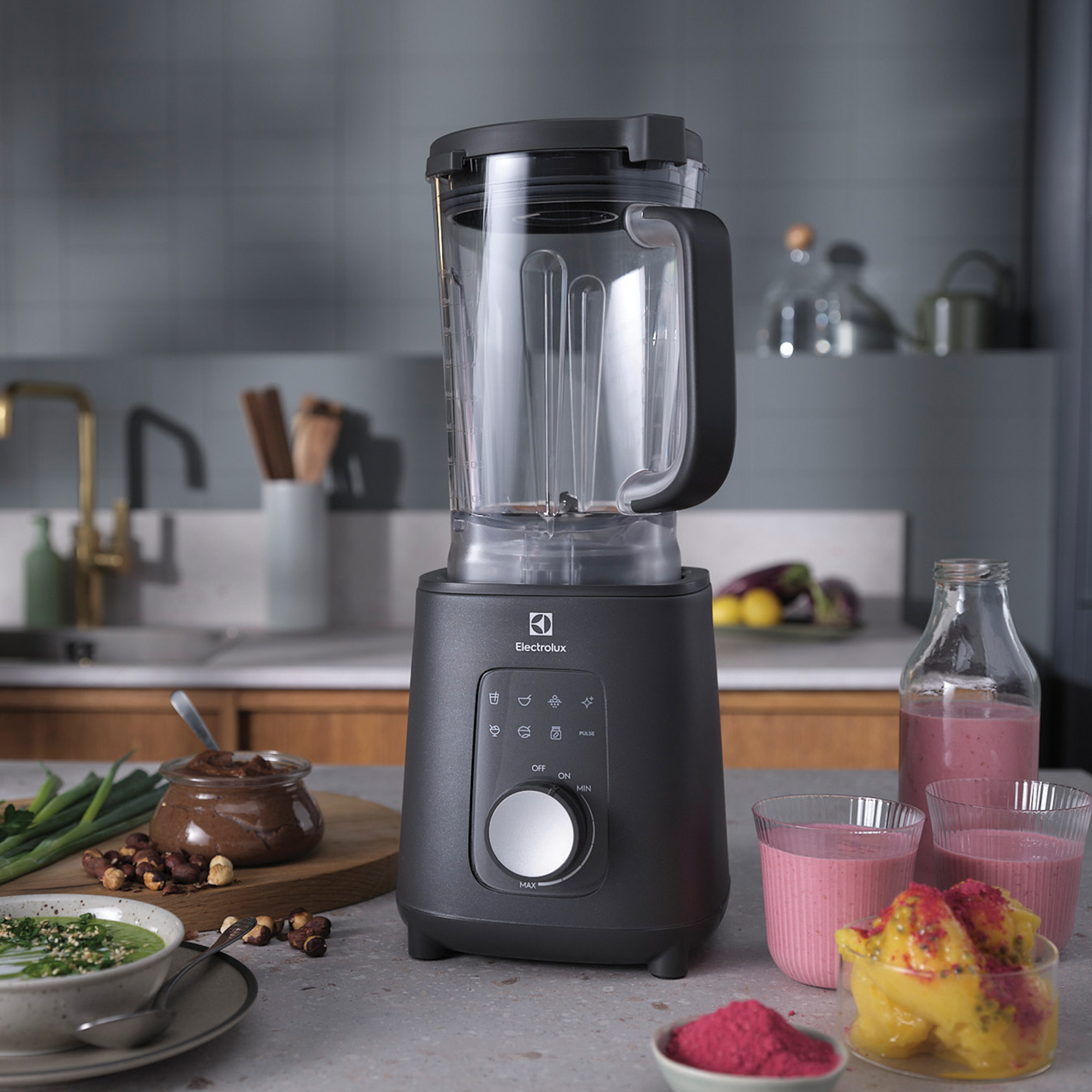 일렉트로룩스 E7TB1-700P 얼티밋테이스트 700 초고속 블렌더 / 초고속 믹서기