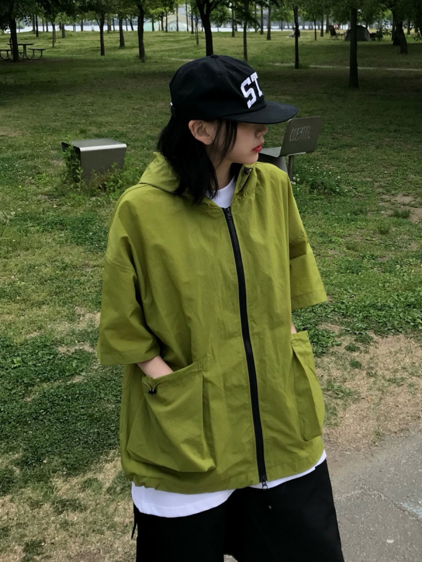 D6705C36-FE14-4AA6-AFC2-7ADFABB12B68