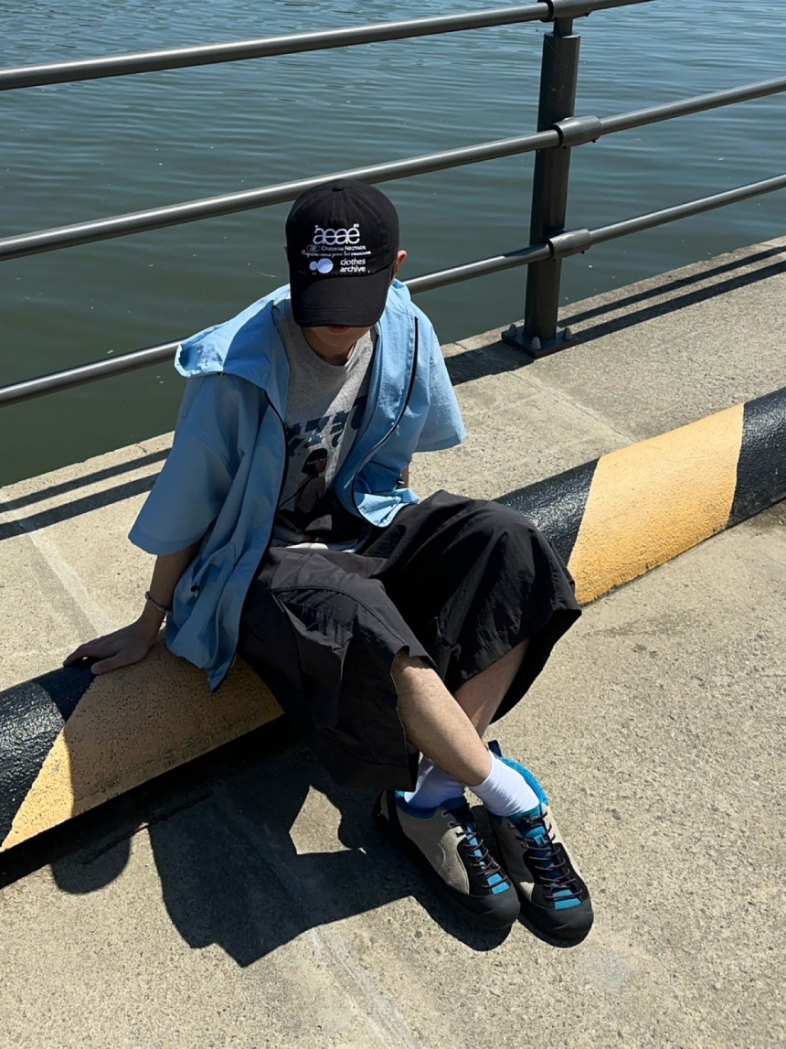 F43EFE33-32D1-423A-8EF3-B4C9701657FD