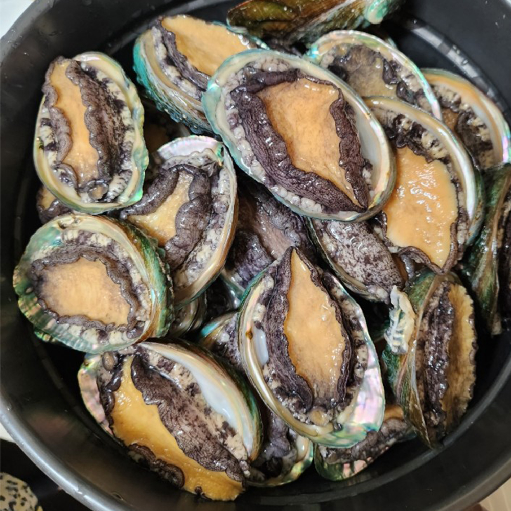 [보양맛집]푸짐한 명품 통영 해신탕 2인용 / 삼계닭 문어 전복 새우 약초 보양식 - 상세 이미지 4
