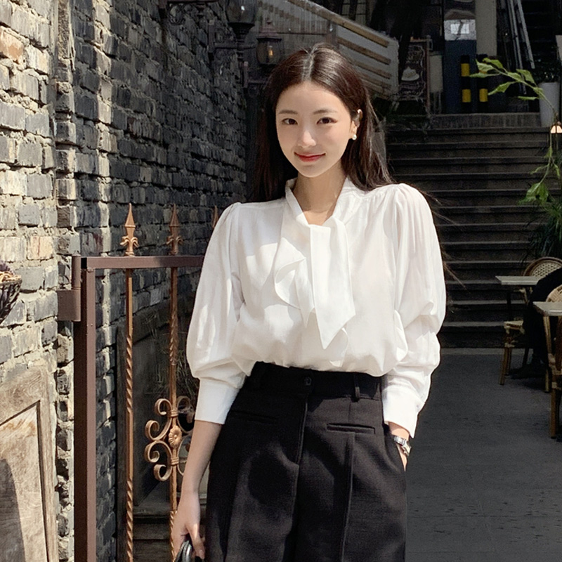 러플 타이 블라우스 봄가을 스타일링 여성 패션 감성 코디 블라우스 추천