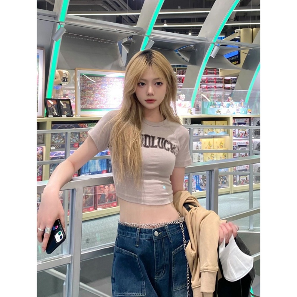 김유정 인스타그램 크롭탑 y2k 슬림핏 의상 옷 패션 - 상세 이미지 3