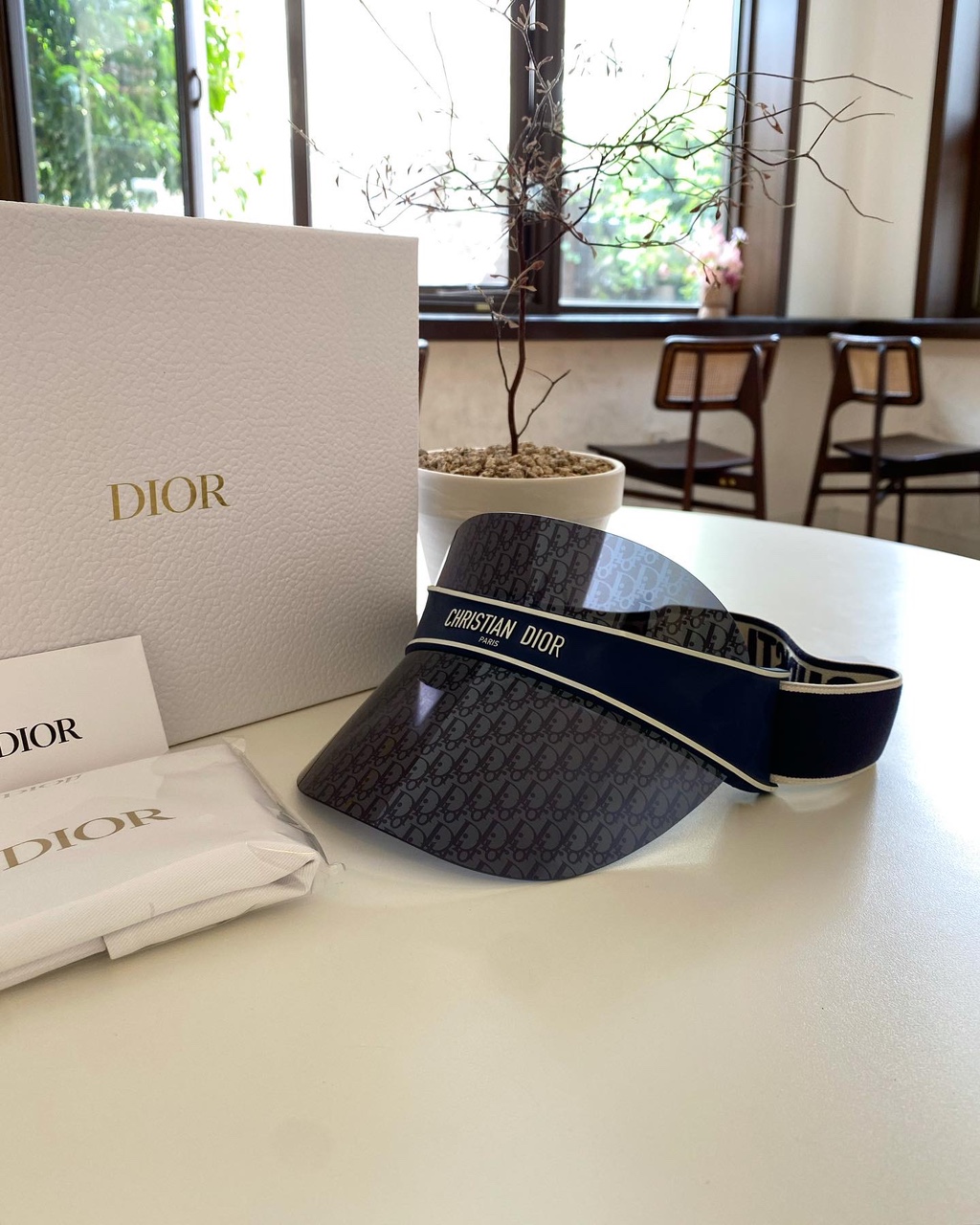 디올 썬캡, 디올 클럽 V1U 바이저, DIOR 오블리크 썬캡, 명품 썬캡 추천, 여자 썬캡, 여름 패션 아이템, 빠른 배송, 꼼꼼한 포장