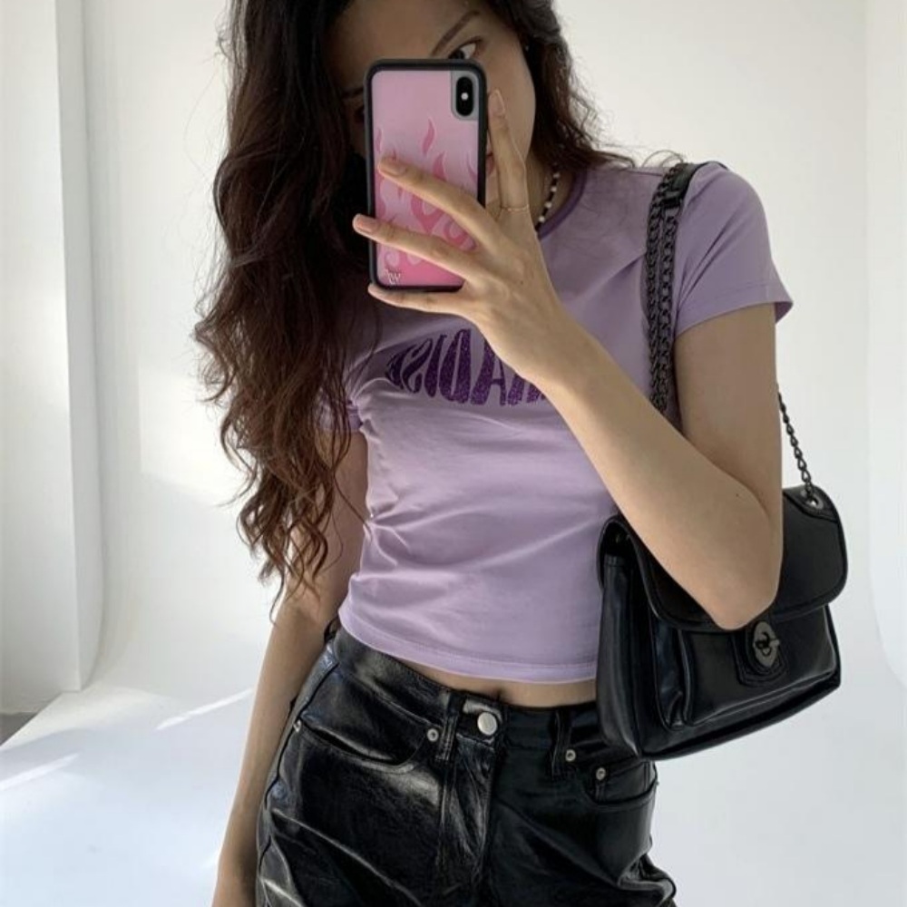 김유정 인스타그램 크롭탑 여름 스트릿 의상 옷 패션 - 메인 이미지