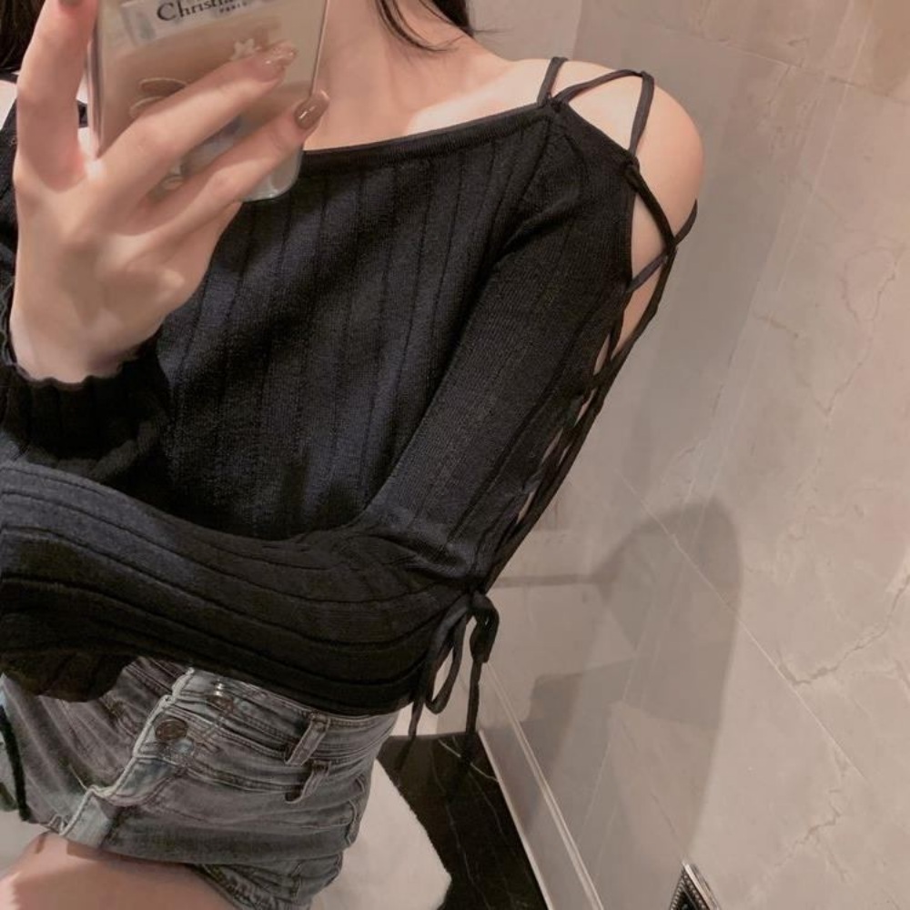 연애 남매 파트리샤 트임 상의 니트 루즈핏 오프숄더 티셔츠 - 상품 이미지