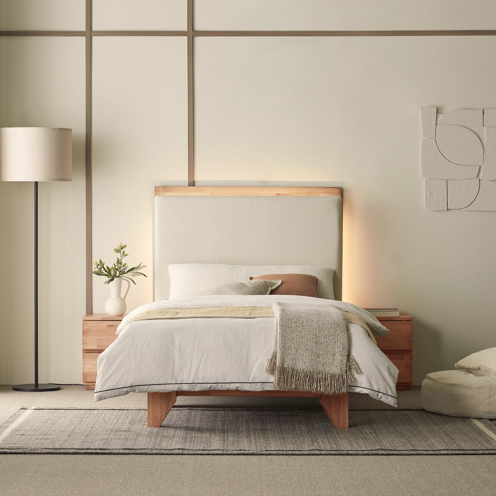 슬립퍼 모네 원목 침대프레임 신혼부부 호텔형 조명 수납 다리형 LK 라지킹 침대