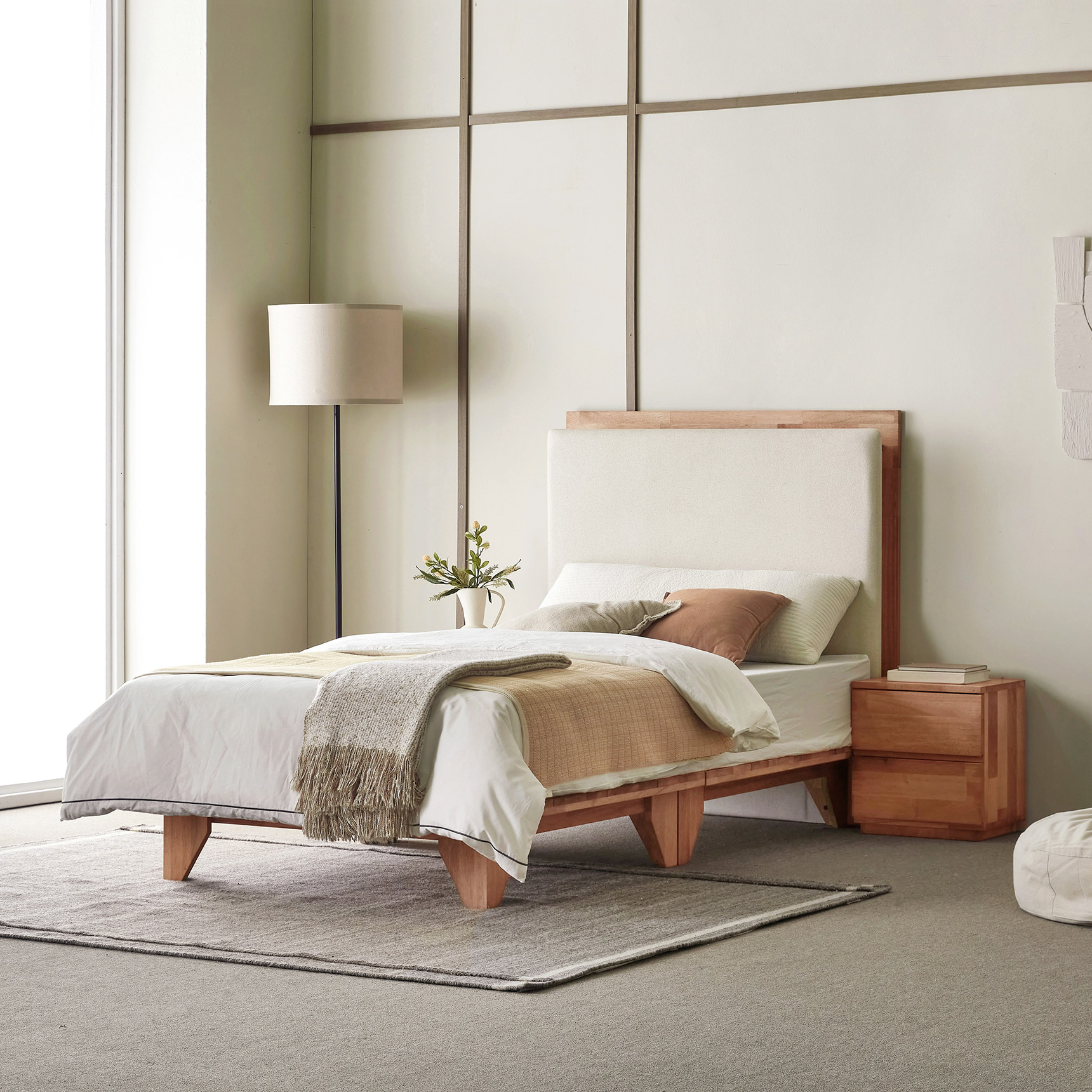 슬립퍼 모네 원목 침대프레임 신혼부부 호텔형 조명 수납 다리형 LK 라지킹 침대