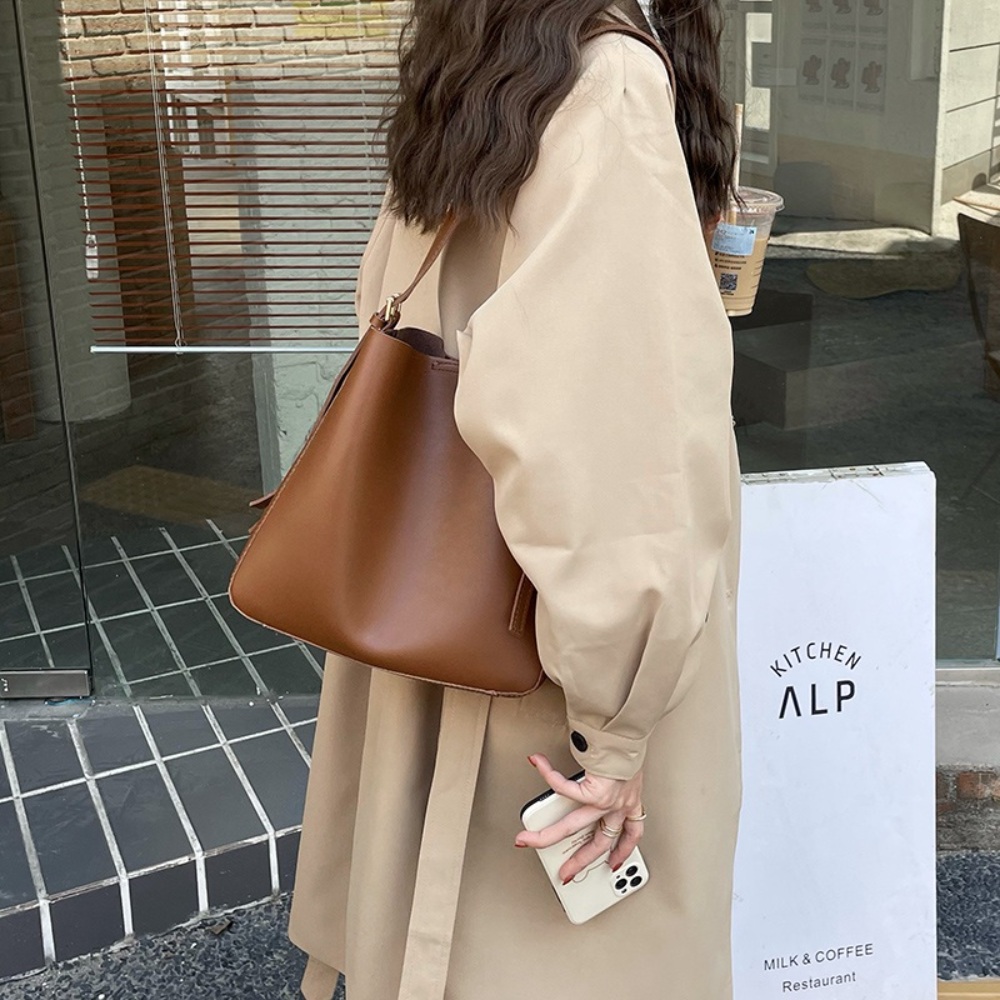 비밀은없어4화 강한나 온우주 버킷백 가방 하이틴 모던 의상 옷 패션 - 상세 이미지 4