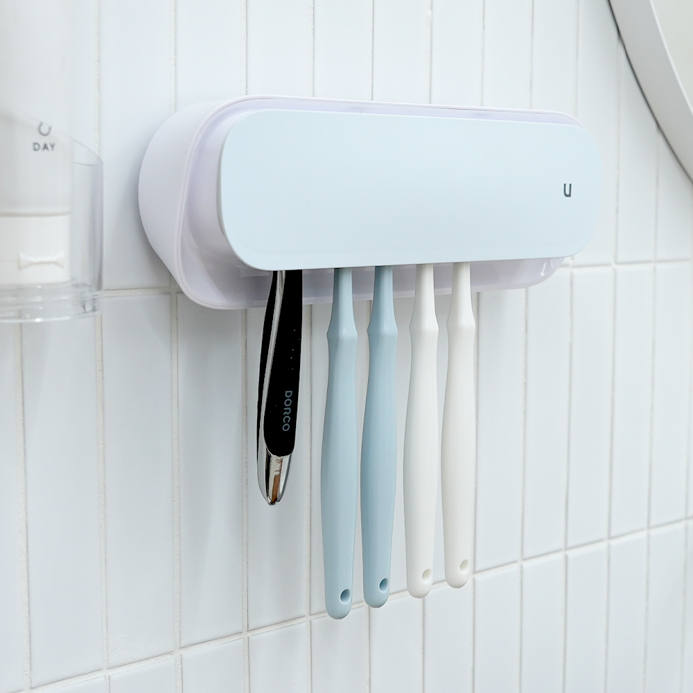 유토렉스 UV-C 온풍 건조 무선 벽걸이 칫솔살균기 센서 감지 무드등 블루