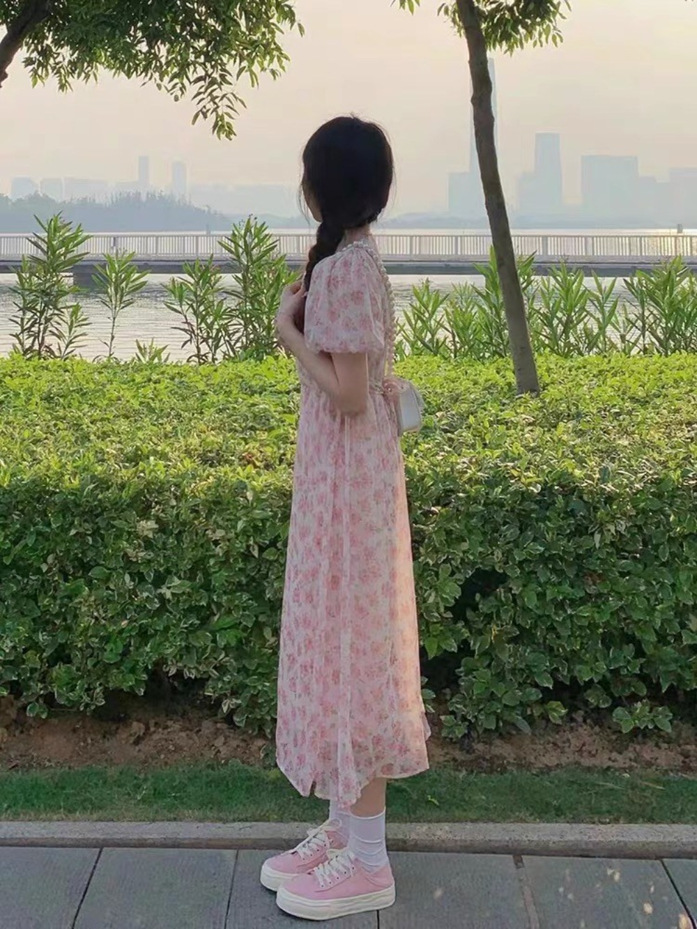 히어로는 아닙니다만 3회 천우희 도다해 원피스 페미닌 데이트 의상 옷 패션 - 상세 이미지 4