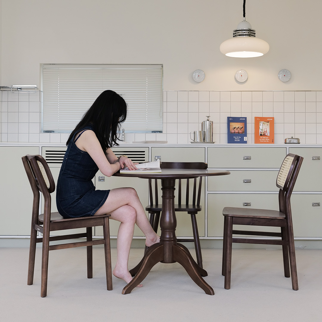 자야캠핑 포르보 1820 월넛 원목 카페 원형 모던 식탁테이블